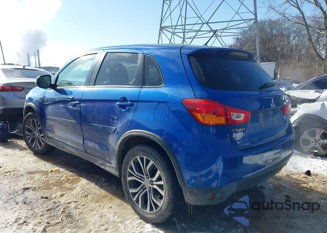 2016 Mitsubishi Outlander Sport 2.0 Es z USA, uszkodzony, nr VIN JA4AP3AU7GZ060926